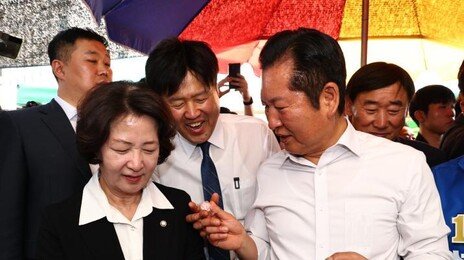 정청래 ‘李 정치고향’ 방문에…초청 못받은 김용 나와 ‘출마 의지’