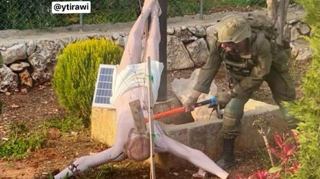 레바논서 예수상 부순 이스라엘군…“병사의 돌출 행동” 해명