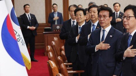 金총리 “중동 불확실성 대응 유지…요소 방출·유가 안정 총력”