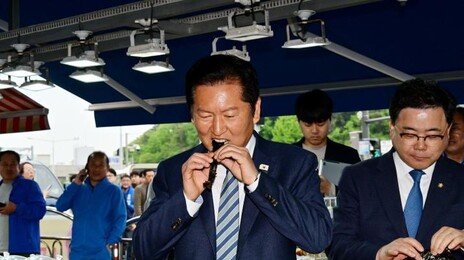정청래 “김용 공천, 여러 얘기 듣고 있어”