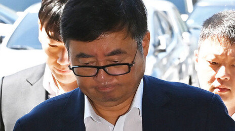 ‘23명 사망 화재사고’ 아리셀 대표, 징역 15년→4년 감형