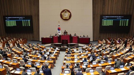 ‘공공의료 15년 의무 복무’ 국립의전원법 국회 통과