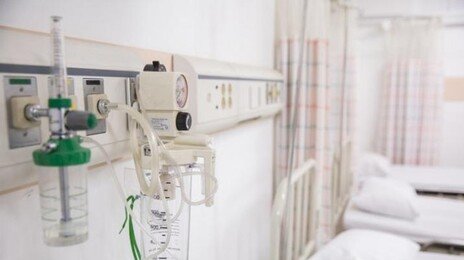 연명의료 유보·중단 환자, 50만명 넘어…절반 이상이 가족 결정