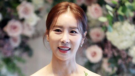 배우 한다감, 46세에 임신…“연예계 최고령 산모”