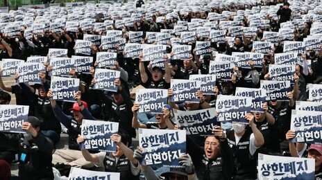 [사설]국민 70%도 “노조 요구 무리”… 韓에만 있는 ‘반도체 파업 리스크’
