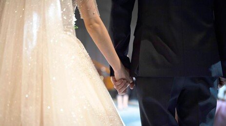 결혼한 성인이 비혼자보다 암에 훨씬 덜 걸려…‘미세한 간섭’ 효과