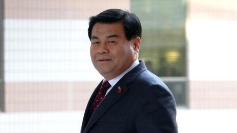 ‘거액 뇌물수수 혐의’ 심규언 동해시장에 징역 12년 구형