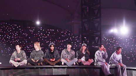 BTS 보러온 팬들, 일반 관광객보다 108만원 더 써
