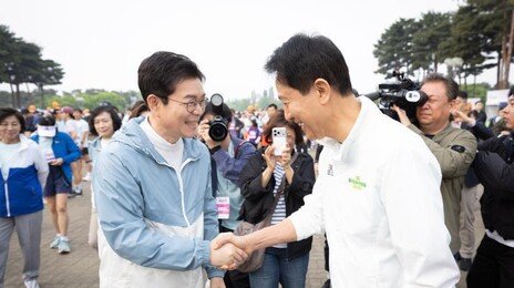 정원오 “尹에겐 말 못하더니” 오세훈 “李 공소 취소 시 본격 독재”