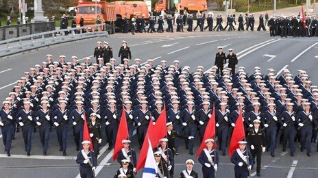 러 “전승절 맞아 8, 9일 휴전”… 우크라 “우린 이틀 먼저” 기싸움