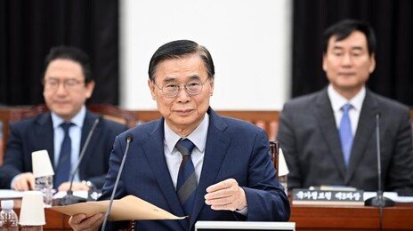 공급망 위기·기술 유출도 국정원이 다룬다…정보위 문턱 넘은 개정안