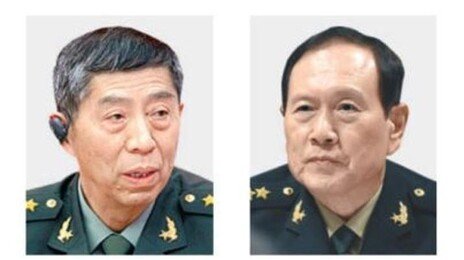 中, ‘뇌물 수수’ 前국방부장 2명에 사형 집행유예 선고