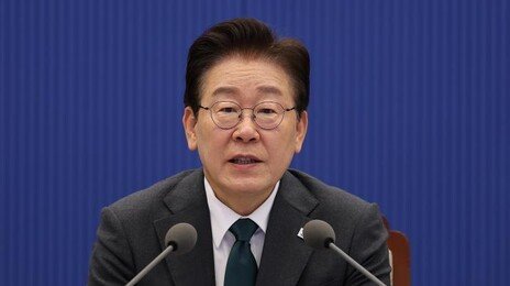 李, 어버이날 맞아 “부모 일방적 희생 기대지 않고 국가가 책임지는 나라로”