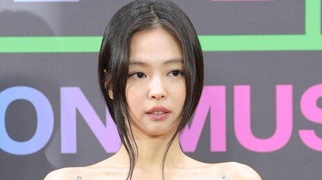 YG 떠난 제니, 1인 기획사로 2년간 238억 정산받았다