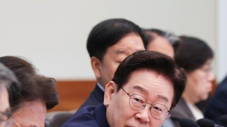 野 겨눈 李 “국회 합의한 법안도 필버, 웬만하면 시행령으로 하라”