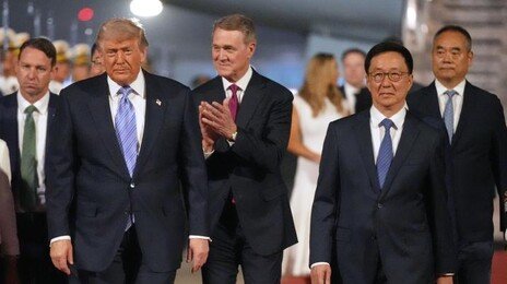 中에 갈 원유 막은 트럼프 “시진핑과 이란戰 장시간 대화할 것”