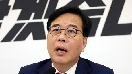 정청래 “송언석, 광주에 더러워서 안 간다 해”… 宋측 “서러워서라고 해, 허위 유포 법적 대응”
