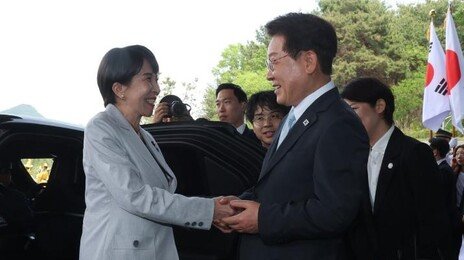 李 “폭풍우 함께 헤쳐갈 파트너”…다카이치 “인태 안정화 중추적 역할”