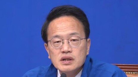 민주 ‘오뚝유세단’ 출정식 “마음 놓을 곳 없어…더 뛰어야”