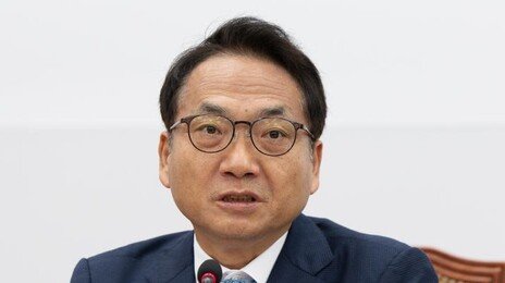 與 박선원 “이란, 나무호에 미사일 조준 발사한듯”