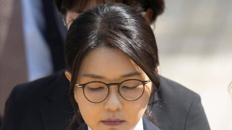 尹 ‘무상 여론조사’ 유죄에…특검 “김건희 재판에도 반영을”
