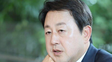 “청산 중”이라던 김용남 대부업체, 선거운동 3일전 등록 갱신