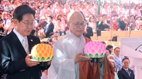 여권, 지선 앞두고 스타벅스-일베 잇단 문제 제기… 野 “선동말라”