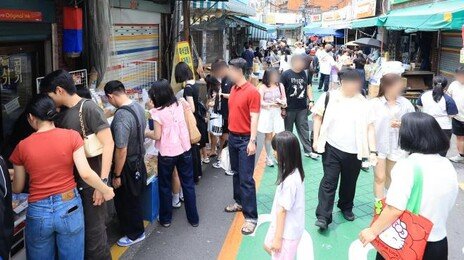 “싸고 힙해요” 2030 핫플된 동묘… 검색량 성수-연남 넘어섰다