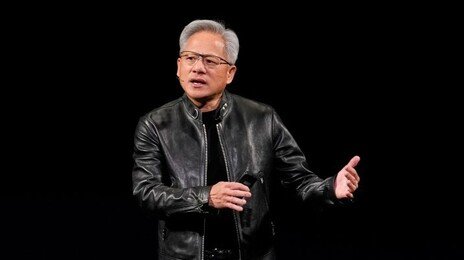 젠슨 황 “AI 쓸만해진 지 고작 6개월…2년 전 해고 설명 안 돼”