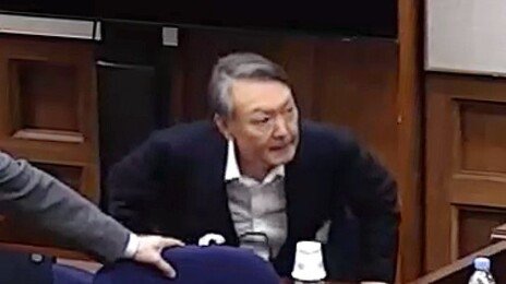 법무부 “尹, 독거실 1개만 사용”…유튜버 ‘구치소 특혜’ 주장 반박