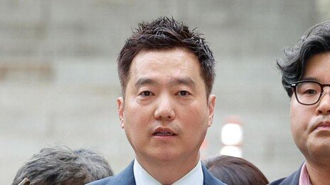 ‘김수현 명예훼손 혐의’ 김세의 구속… 법원 “증거인멸 우려”