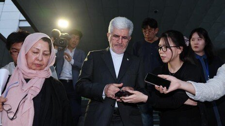 ‘이란 미사일이 나무호 공격’ 지목에…이란대사 “모두 부인”