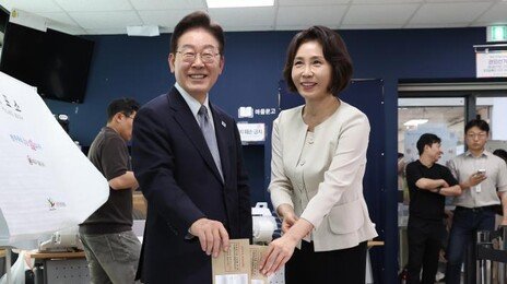 李 대통령 “투표 포기는 ‘중립’ 아니라 ‘그들’ 편드는 것”