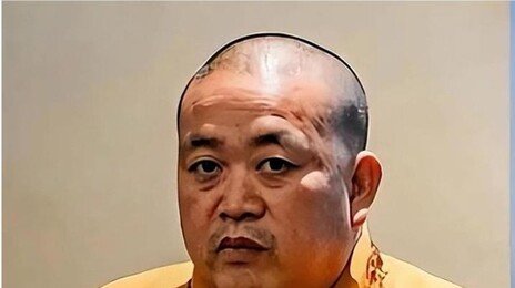 ‘쿵푸 발원지’ 소림사 前 주지, 670억 횡령 혐의로 징역 24년 선고