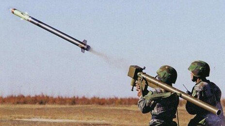 “이란, 중국 무기로 美 F-15E 전투기 격추했을 가능성 높아”