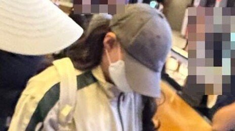 긴머리 가발-보형물 착용…女화장실 도촬한 ‘여장 남자’
