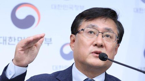 기후장관 “프랜차이즈 카페서 텀블러 쓰면 400원 할인”
