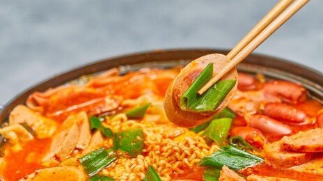 콜라·햄·라면 입에 달고 살면…치매 위험 최대 58% 증가[노화설계]