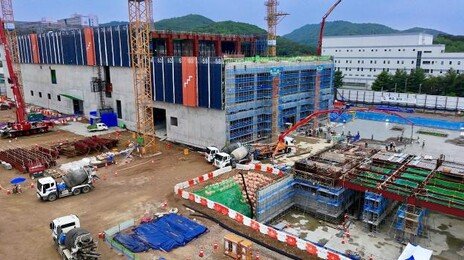 “전산 1동 완공전 이미 완판… 2030년까지 수주 5조 노린다”
