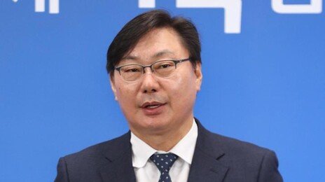 이화영 국민참여재판 배심원 12명 선정, 연어 술파티 위증 공방 등 진위 가린다