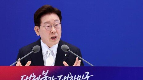 李대통령 지지율 57%…지선 전보다 9%P 급락 [NBS]