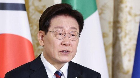李지지율 넉달만에 50%대 하락…국힘, 李정부 출범후 최고치