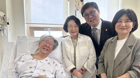 최불암 병문안 최휘영 장관 “‘파하’ 웃음에 안심…퇴원하면 막걸리 한잔”