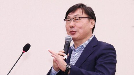 이화영 ‘연어 술파티’ 지목 수원지검 1313호 현장검증