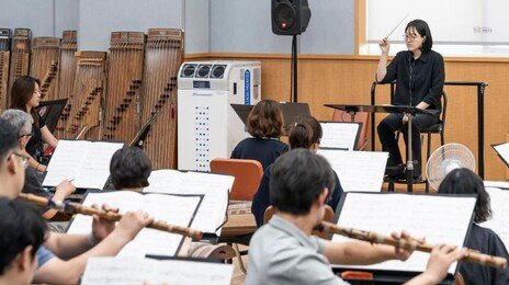AI의 恨 인간이 켜다