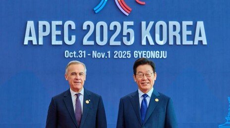 NYT “캐나다 총리, 주말에 잠수함 수주 결과 李와 공유”