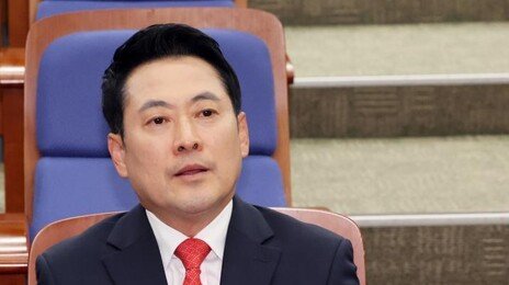 장동혁 면전서 “사퇴” “불통” 쏟아진 의총, 張거취는 결론 못내