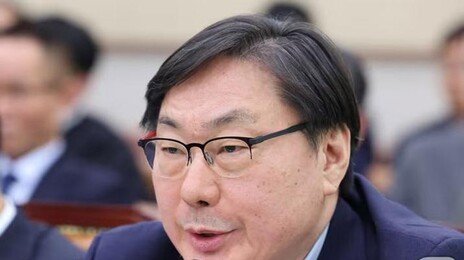이화영 ‘술파티 회유 위증’ 등 국참 징역 2년·벌금 500만원 구형