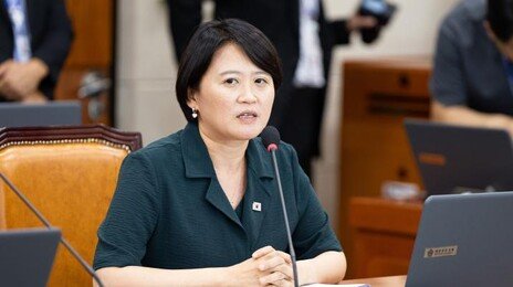 與 “보유세와 양도세 조정은 정부의 당연한 책무”…김용범 옹호