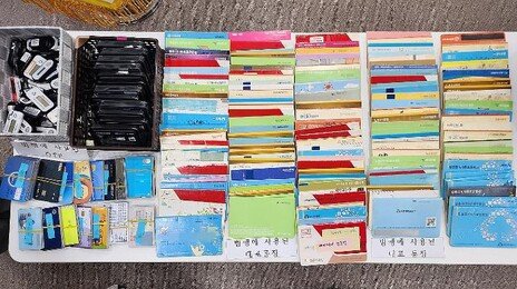 [사설]대포 통장 年 32만개 개설…‘검은돈 통로’ 막아야 피싱 잡는다